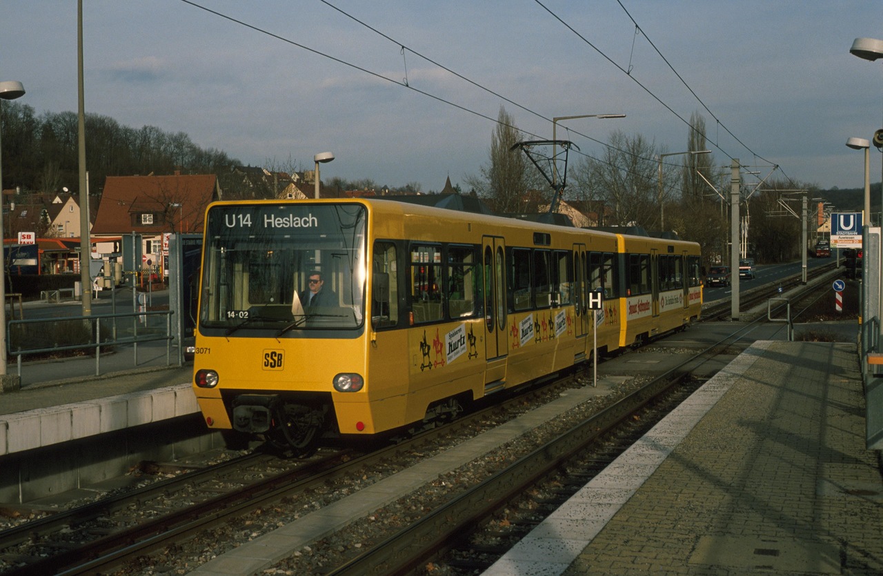 [Bild: d021174i]